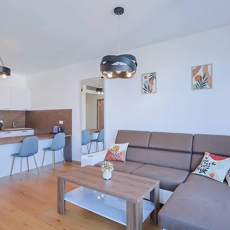 Sky Park Tower 1, Luxury Apartment With Free Parking Bratislava Exterior photo